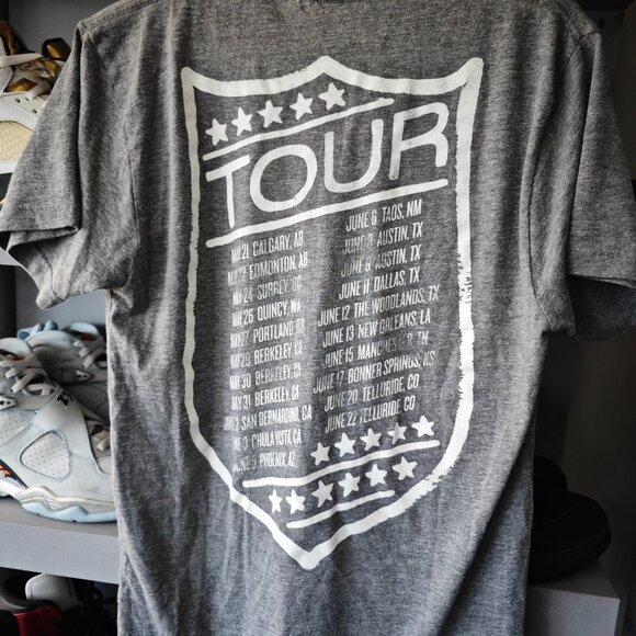 Mumford & Sons Grey Concert Tee size s - Picture 3 of 3